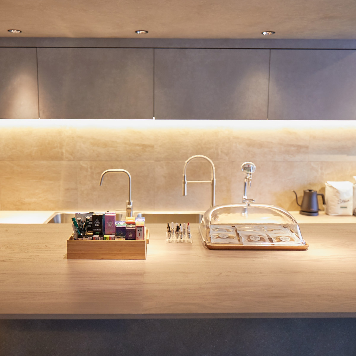 VapeMania恵比寿｜カウンター席